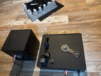 Sestava Victrola Premiere gramofon + subwoofer - 2