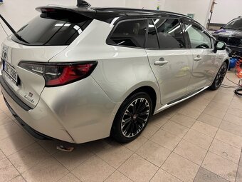 Corolla GR sport 1.8 hybrid - 2