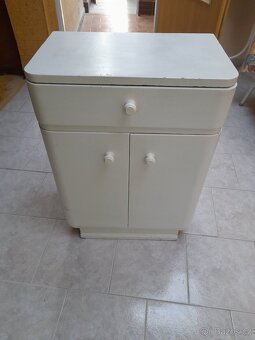 Retro skříňka - 2