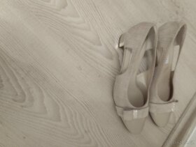 Nove elegantní kožene lodičky vel.37,5. Dona Laura Venezia - 2