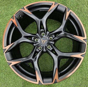 1ks nový alu disk 20" 5x112 Seat CUPRA FORMENTOR - 2
