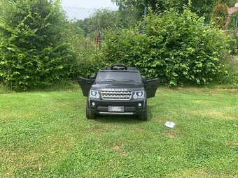 Land Rover Discovery HSE s 2.4G, jednomístný, černý - 2