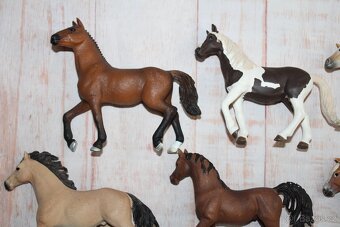Figurky koní Schleich 10 - 2