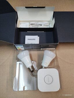 Chytré žárovky RGB Philips Hue E27 + nový Bridge - 2