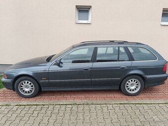 BMW E39 520i - 2