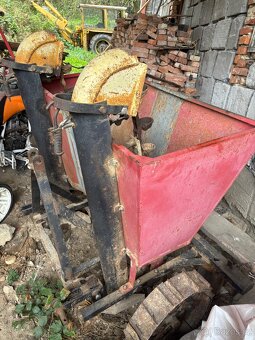 sazeč na brambory - 2