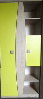 Dětská zelená skříň - 2