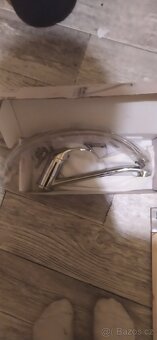 Umyvadlo a baterie - 2