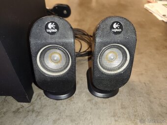 Logitech X-210 2.1 reproduktory - 2