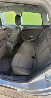 opel astra J sports tourer 2012 1.7cdti 6ti kvalt - 2