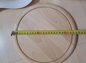 Vázy, šálky, džbány, tácek, prkýnko, odměrka,... - 2