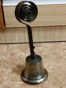 Prvorepublikový bronzový zvon ze starého kupeckého obchodu - 2