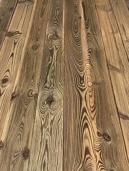 Kartáčovaná prkna opálená od slunceperodrážka - 2