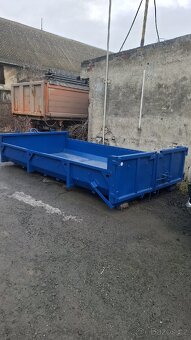 Hákový kontejner na suť - 2