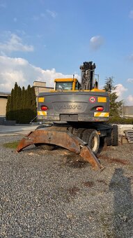 Kolové rypadlo VOLVO EW 180C - 2