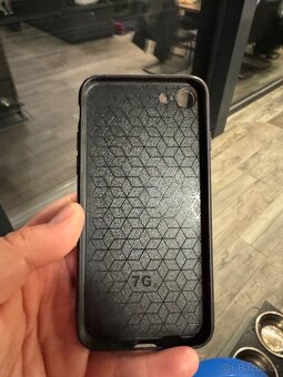Kryt pro Apple iPhone SE 2022 - 2