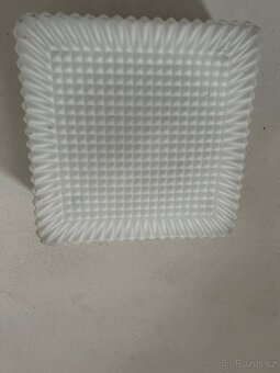 Světlo se stínidlem - 2