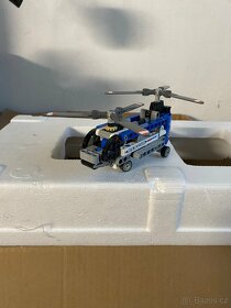Lego technik - vrtulník - 2