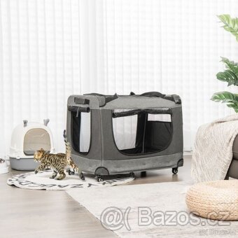Přenosný box pro mazlíčky na kolečkách - 2
