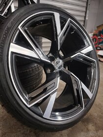 Nové letní alu originál Audi RS6 RS7 4K C8 F2 R22 - 2