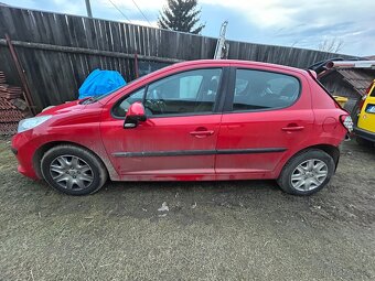 Peugeot 207 - 2