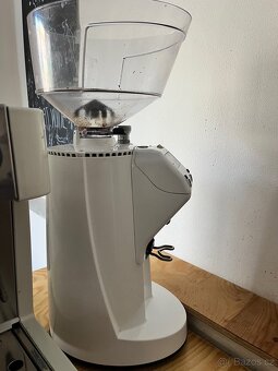 Mlýnek na kafe - 2