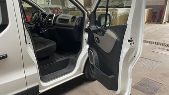 Renault Trafic - 2