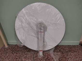 Kulatý bílý jídelní stůl 110 cm - 2