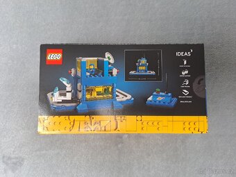 Lego 40786 Miniaturní řídící centrum - 2