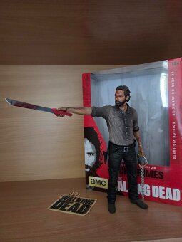 The Walking Dead figurky - McFarlane Toys - 2