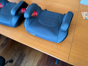 Autosedačka - podsedák CARETERO Puma Isofix graphite - 2
