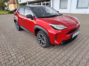 YARIS CROSS Executive Hybrid(HEV),ČR,1.M.,DPH,Pův.lakZáruka - 2