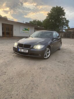 BMW e90 325i - 2