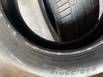 2x letni pneu Hankook 235/55/19 - 2