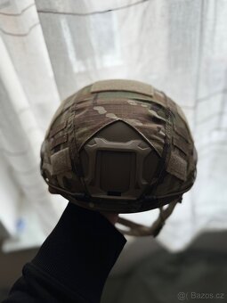 Airsoft Vesta a helma - 2