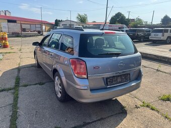Opel Astra H na náhradní díly ND - 2
