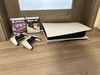 PS5 + 2 hry - 2