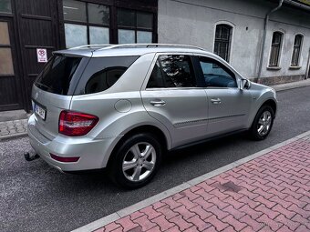 Mercedes Benz ML W 164 - 2