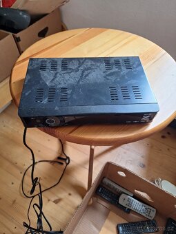 Televize + DVD + VHS antenni přijímače - 2