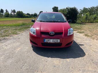Toyota Auris, 1,33 VVT-i , nová STK, 6 rychlostí - 2