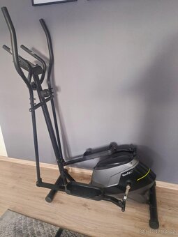 Eliptický trenažér HOUSEFIT MOTIO 20 - 2