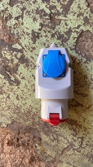 ✅ Kombinovaná zásuvka SEZ IZVZ 1653 (16A/400V + 230V) - 2