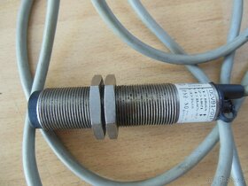 Snímače - senzory kapacitní, indukční, optický, fotoelektric - 2