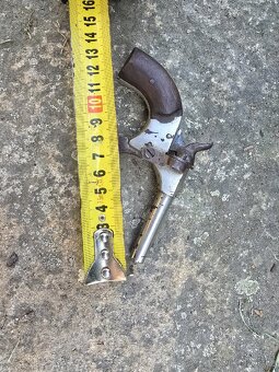 HISTORICKÁ MALÁ FLOBERTKA/ PTAČNICE 6MM - 2