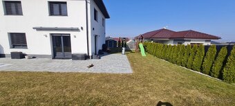 Markýza kazetová el.pohon s osvětlením a dálkový ovladač - 2