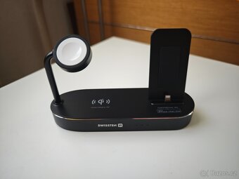 Bezdrátový nabíjecí stojánek pro Apple - 2
