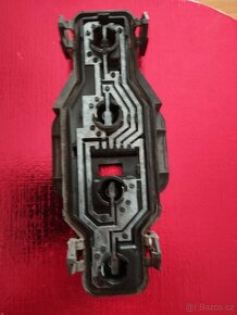 Držák žárovek Peugeot Partner - 2