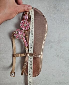 Prodám dámské letní boty s kamínky - 2