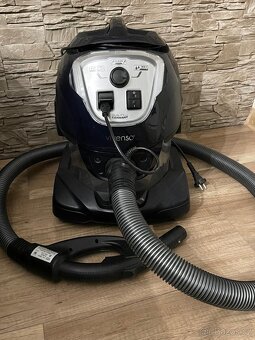 Profesionální vodní vysavač Vivenco - 2