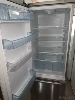 Lednice BEKO CSA29023X - 2